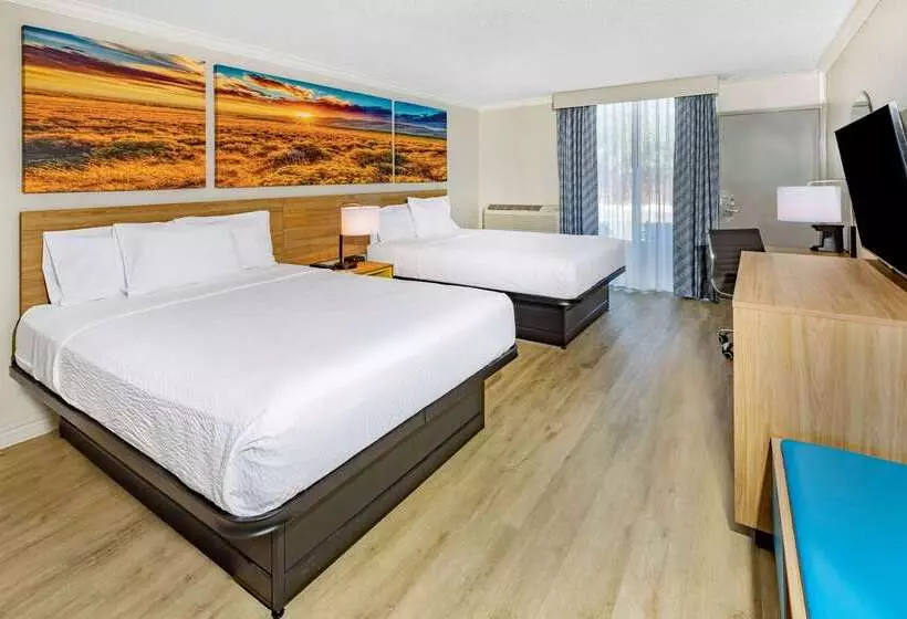 Hotelli Days Inn By Wyndham Del Rio