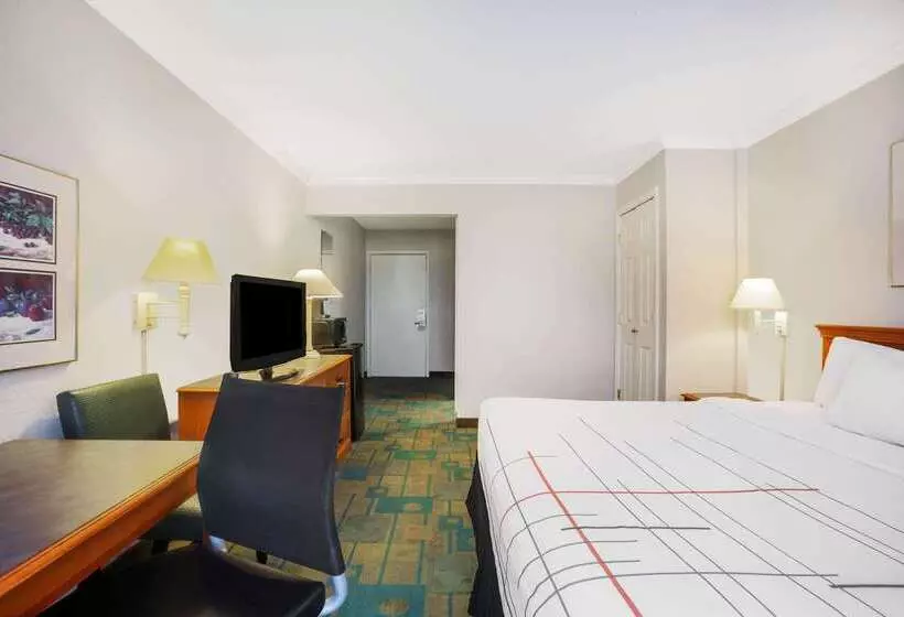 Hotelli Days Inn By Wyndham Del Rio