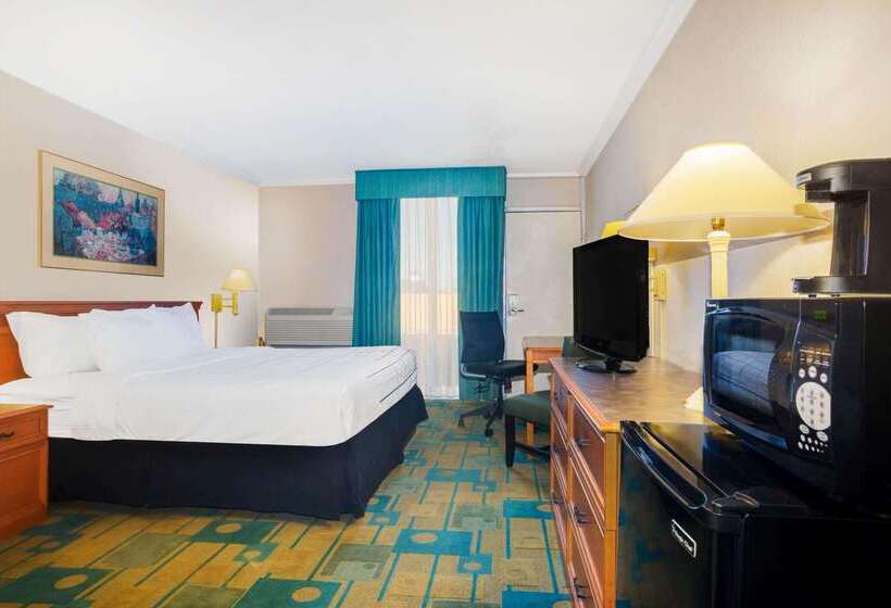 酒店 Days Inn By Wyndham Del Rio