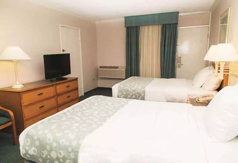 Hotelli Days Inn By Wyndham Del Rio