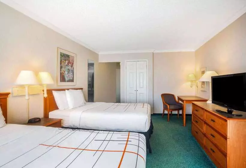 Hotelli Days Inn By Wyndham Del Rio