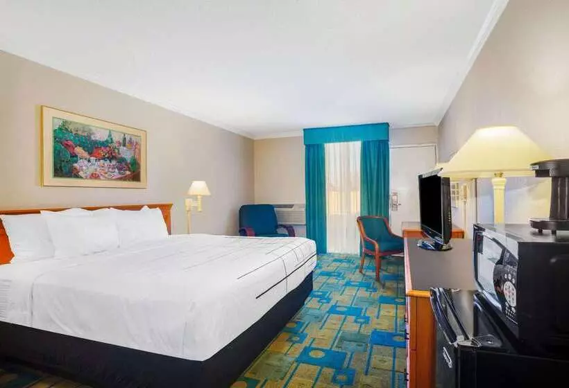 Hotelli Days Inn By Wyndham Del Rio