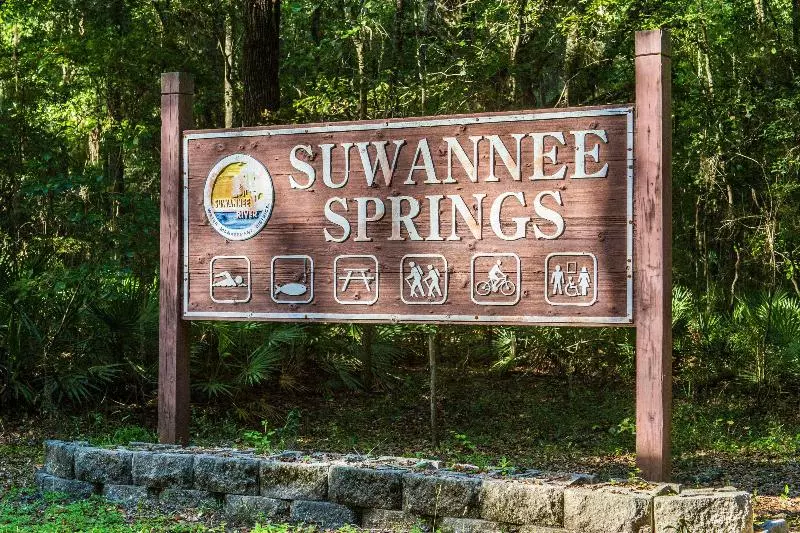 فندق Days Inn By Wyndham Lake City I 75