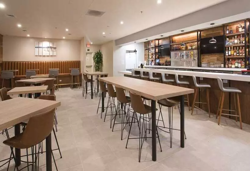 Szálloda Doubletree By Hilton Chico