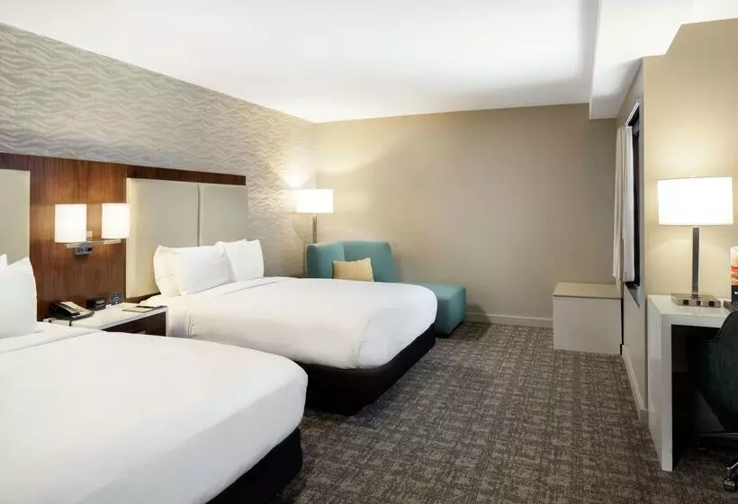 Отель Doubletree By Hilton Monrovia Pasadena Area