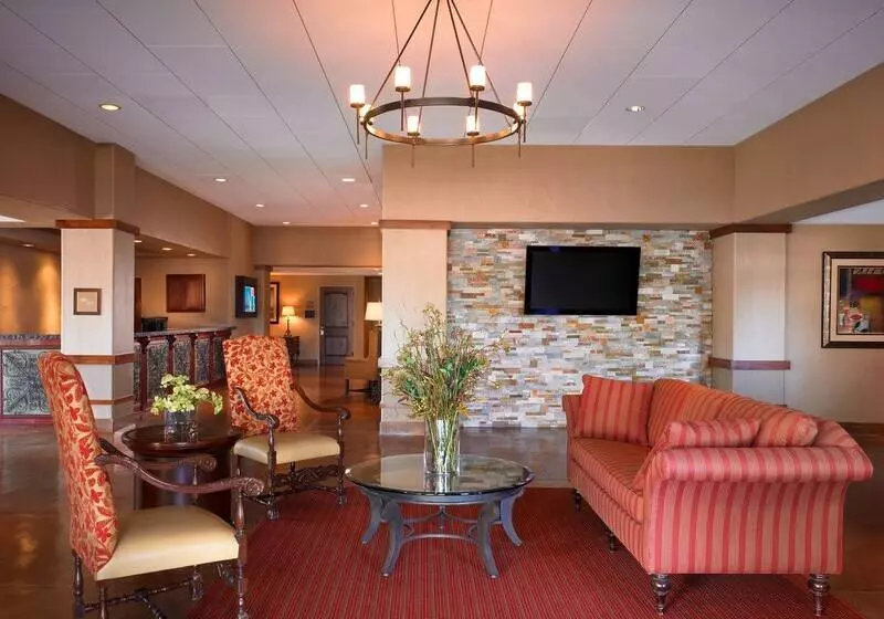 فندق Four Points By Sheraton Tucson Airport