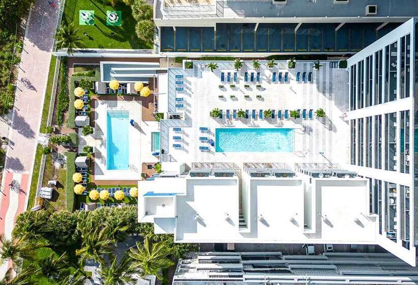 فندق Hilton Cabana Miami Beach Resort