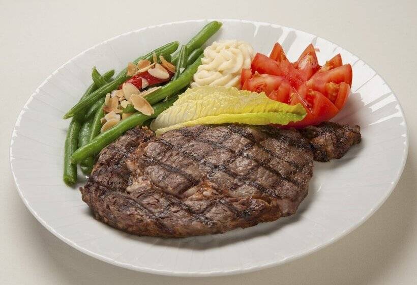 Hotel Holiday Inn Alexandria At Carlyle, An Ihg