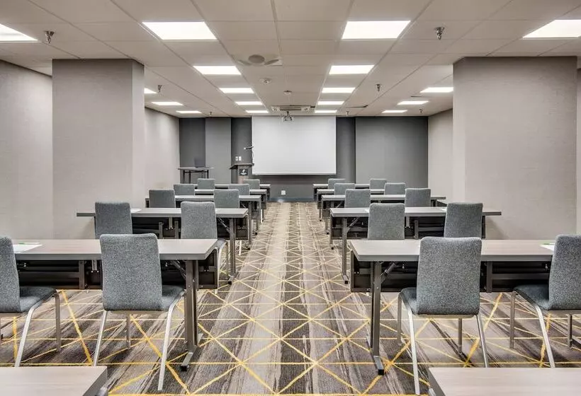 Отель Holiday Inn Washington Central/white House, An Ihg