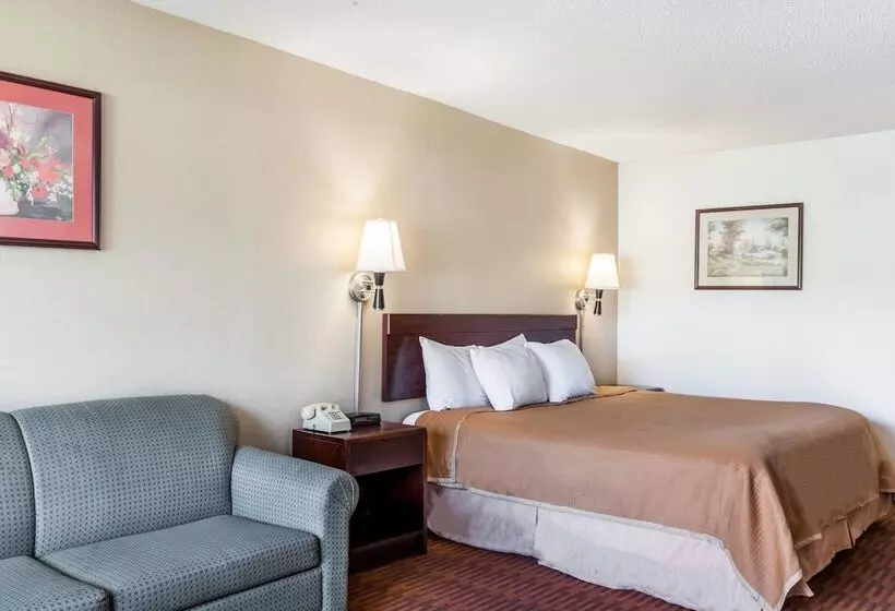 Отель Howard Johnson By Wyndham Albany