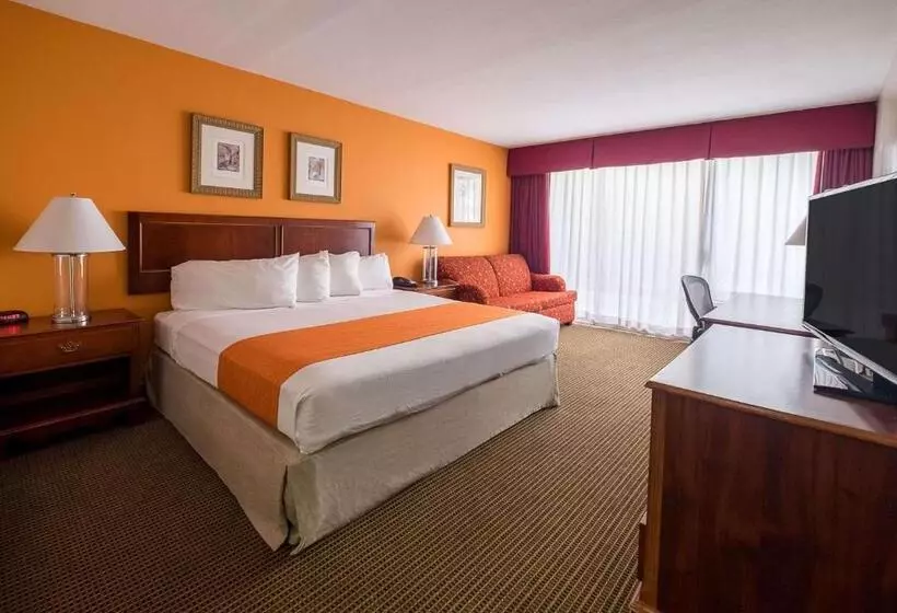 فندق Howard Johnson By Wyndham Fullerton/anaheim Conference Cntr