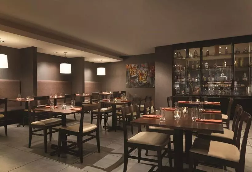 Отель Hyatt Regency Louisville