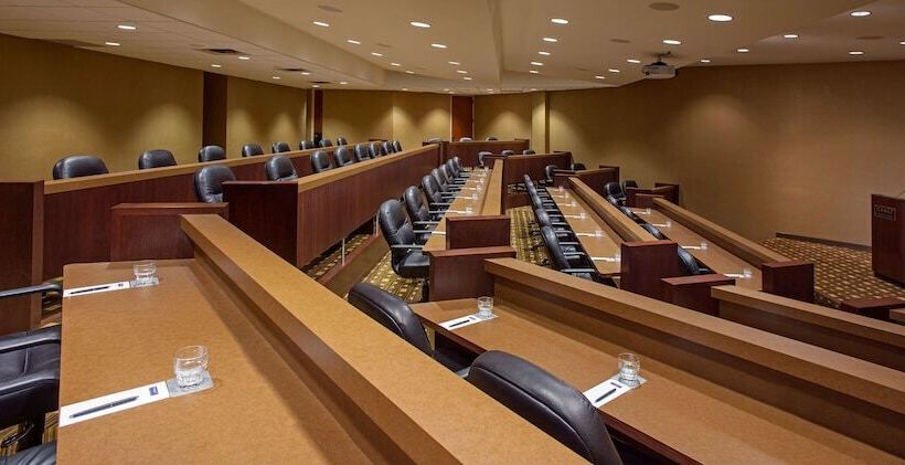 فندق Hyatt Regency Louisville