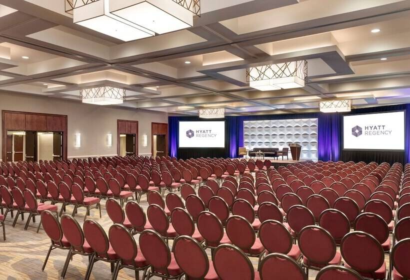 فندق Hyatt Regency Louisville