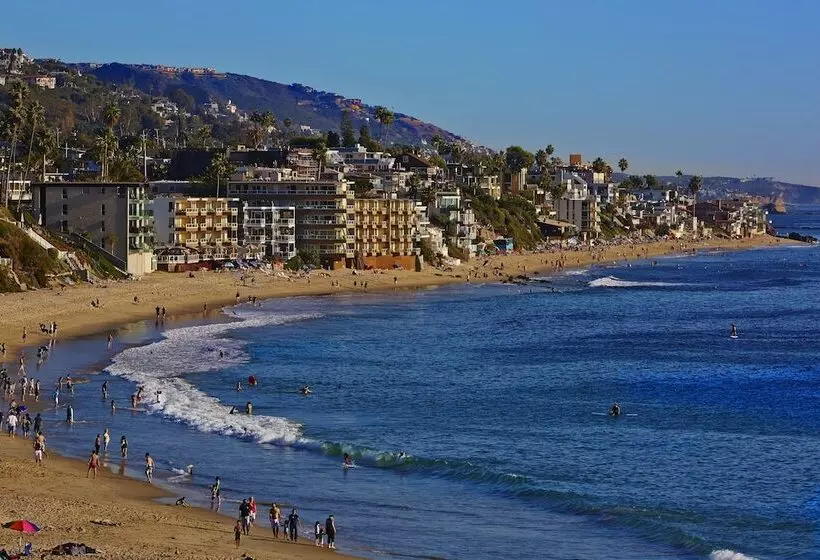 فندق Casa Loma Beach