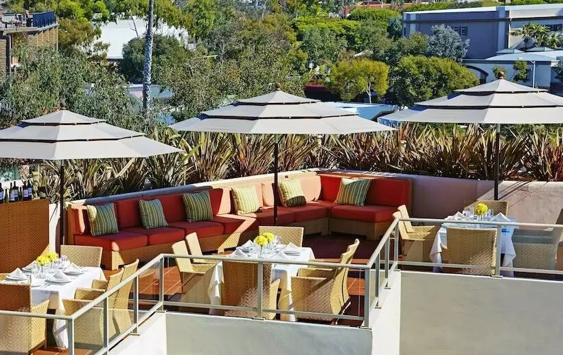 فندق Casa Loma Beach