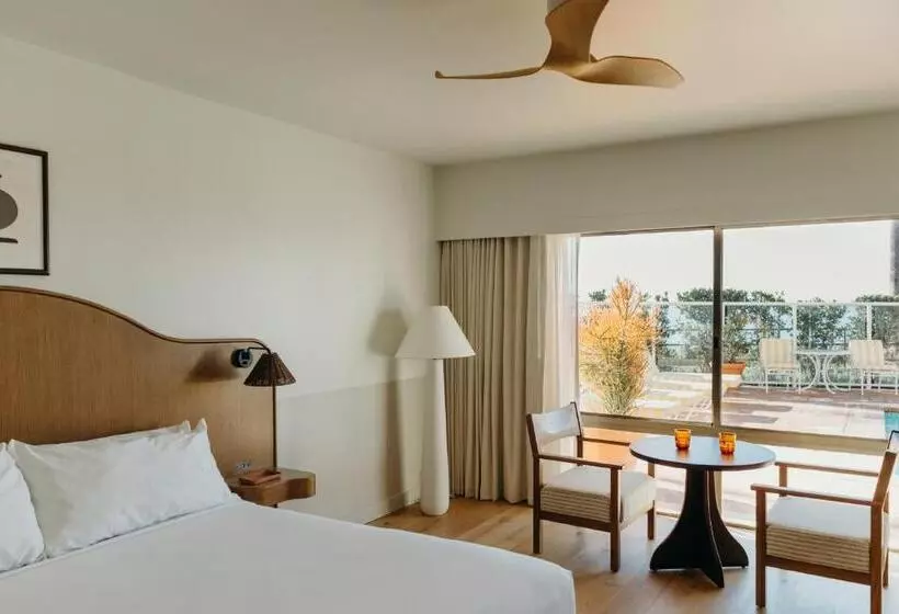 فندق Casa Loma Beach