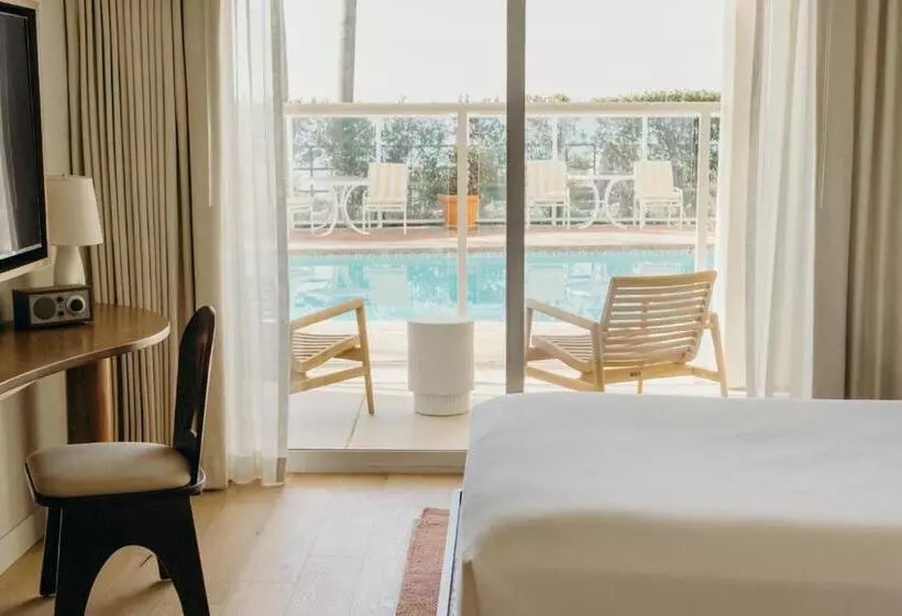 فندق Casa Loma Beach