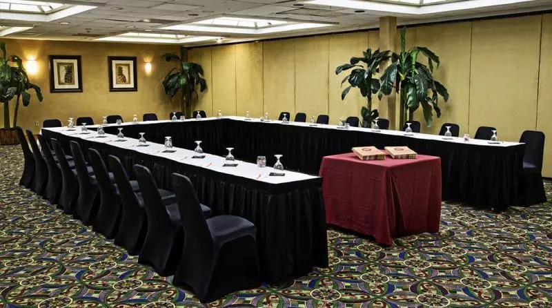 Otel International Palms Oceanfront Cocoa Beach Resort