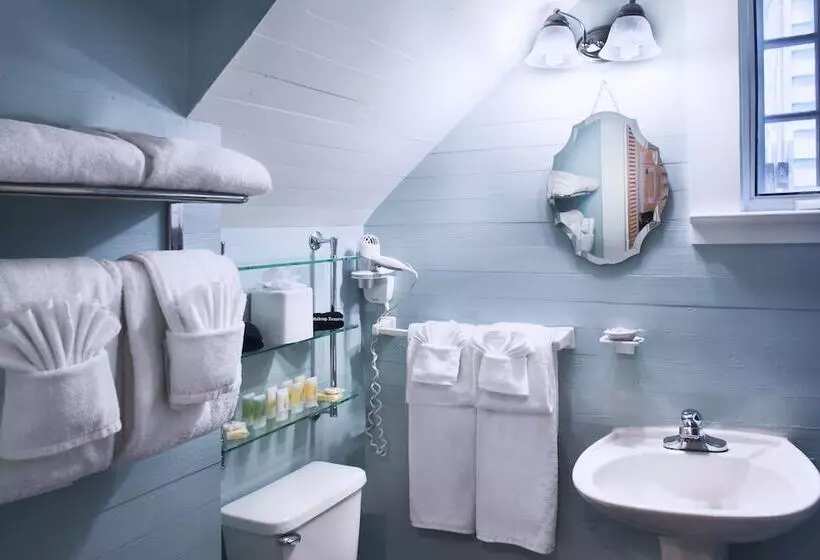 هتل Island City House