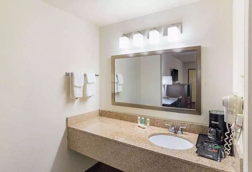 Szálloda Quality Inn