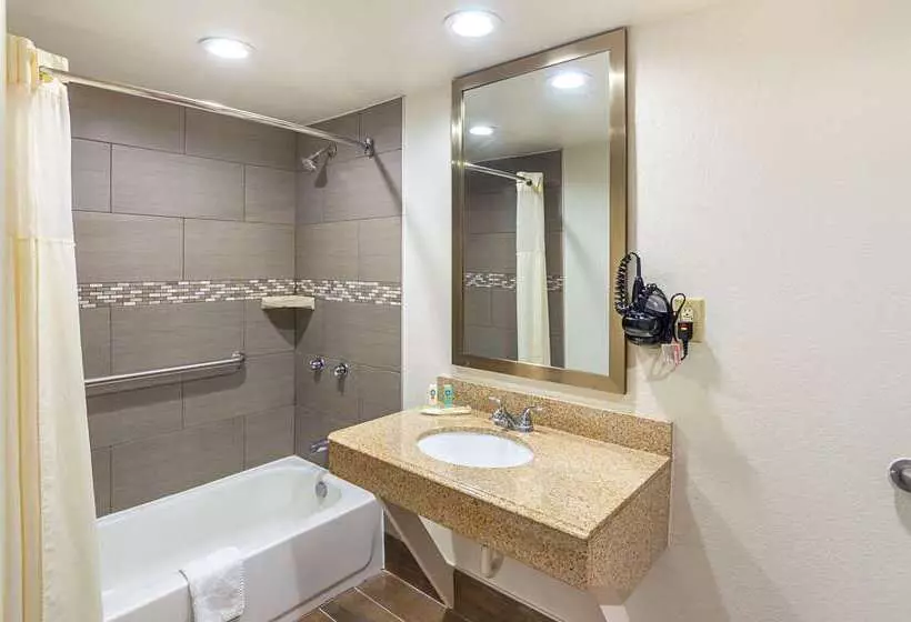 Szálloda Quality Inn