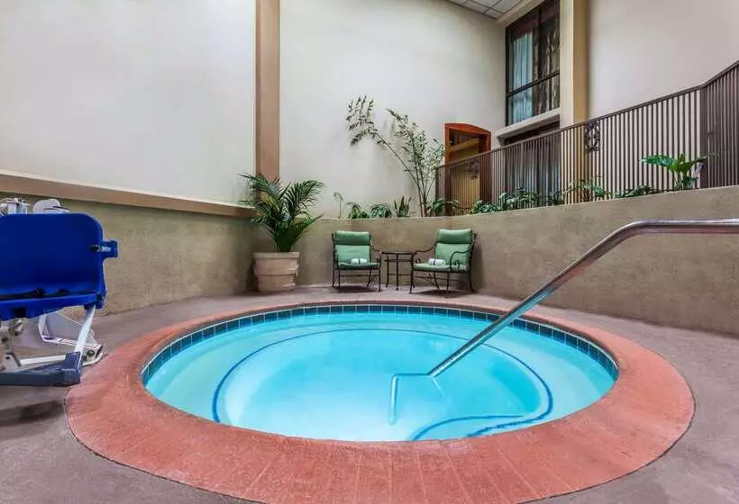 فندق Wyndham Visalia