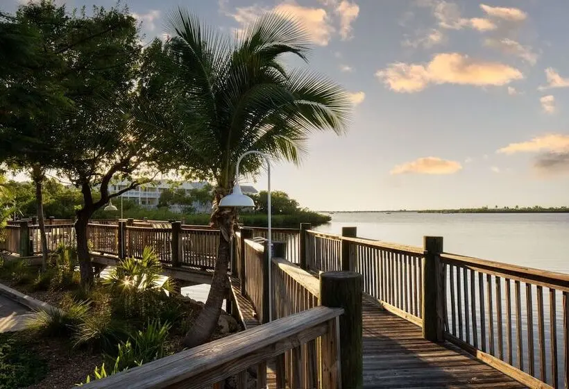 リゾートホテル Courtyard By Marriott Key West Waterfront
