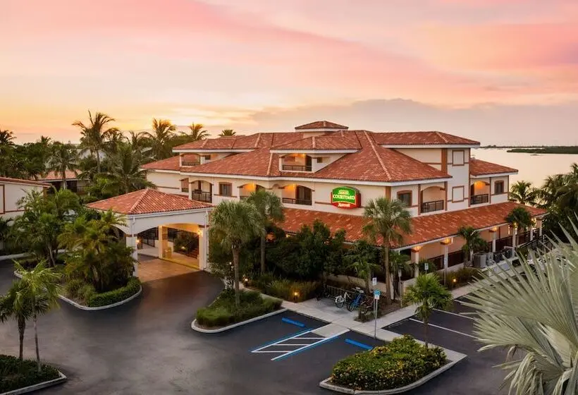 リゾートホテル Courtyard By Marriott Key West Waterfront