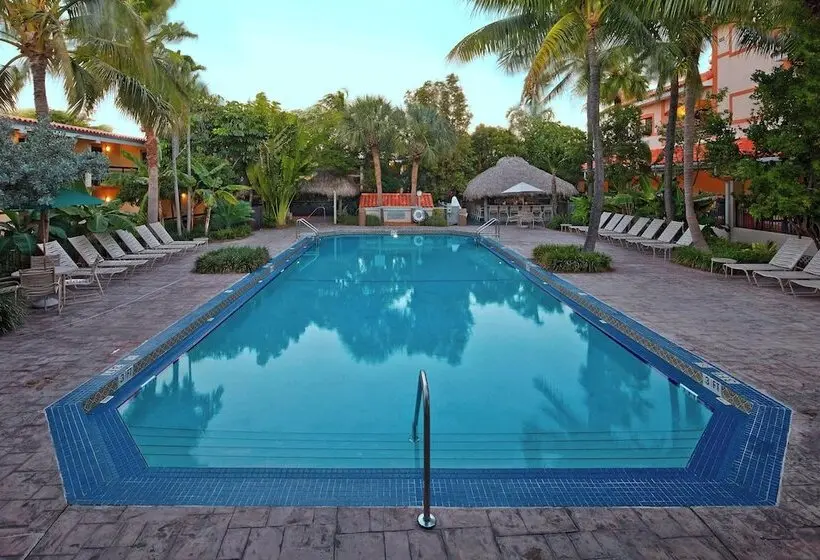 リゾートホテル Courtyard By Marriott Key West Waterfront