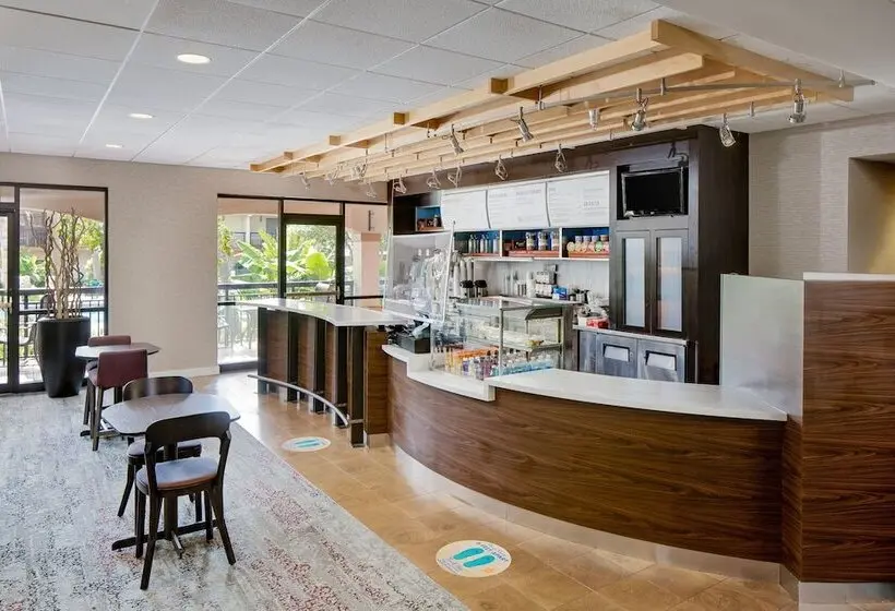リゾートホテル Courtyard By Marriott Key West Waterfront