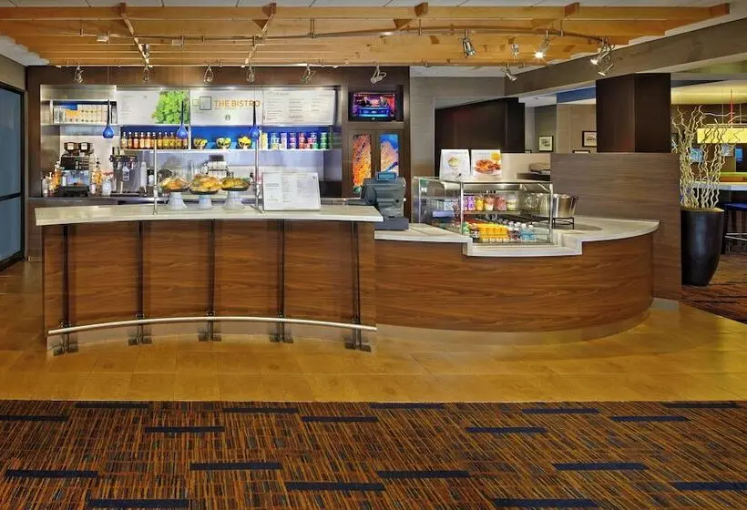 リゾートホテル Courtyard By Marriott Key West Waterfront