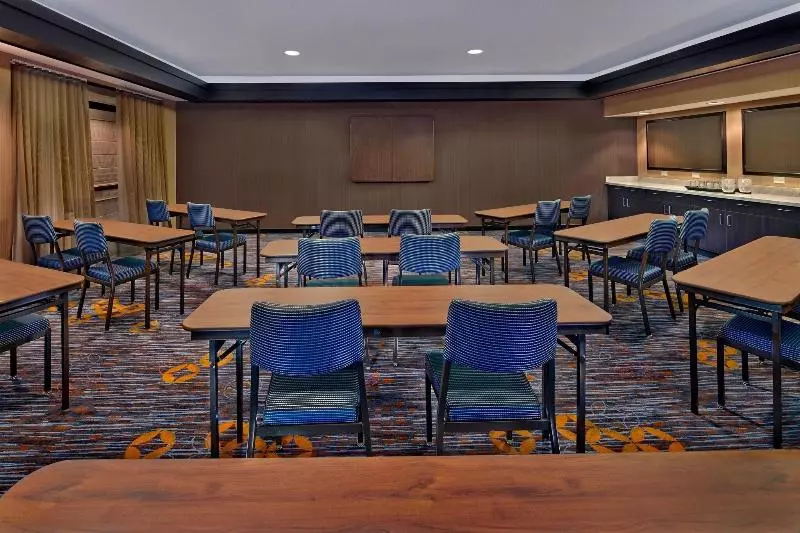 منتجع Courtyard By Marriott Key West Waterfront