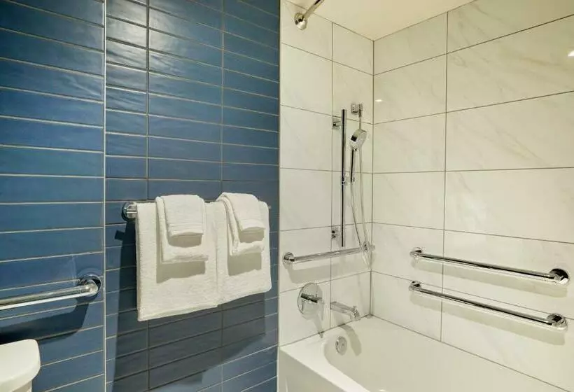 The Quincy, Ascend Hotel Collection