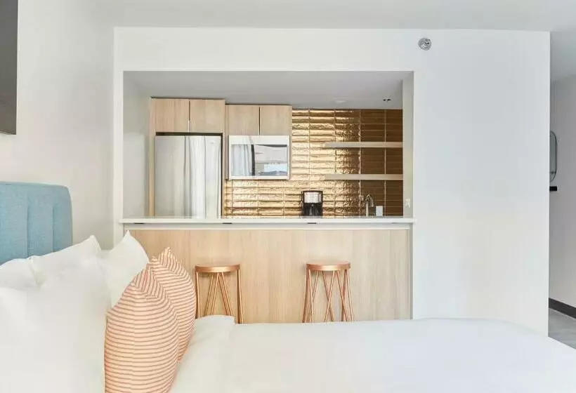 The Quincy, Ascend Hotel Collection