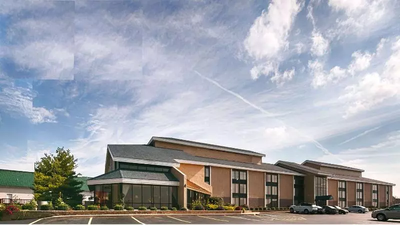 호텔 Best Western Ashbury Inn