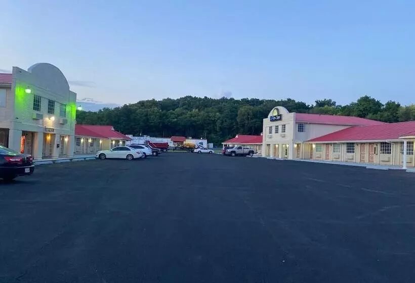 فندق Huntington Inn