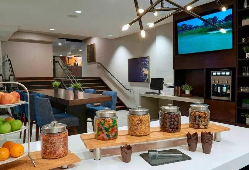 Hotell Kansas City Airport Marriott