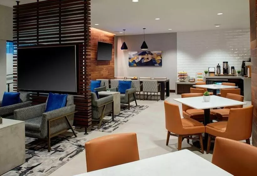 Hotell Kansas City Airport Marriott