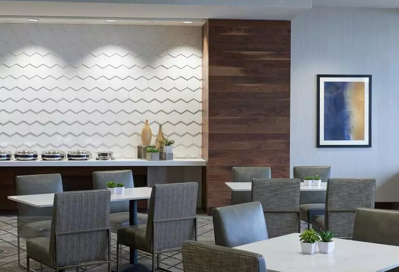 Hotell Kansas City Airport Marriott