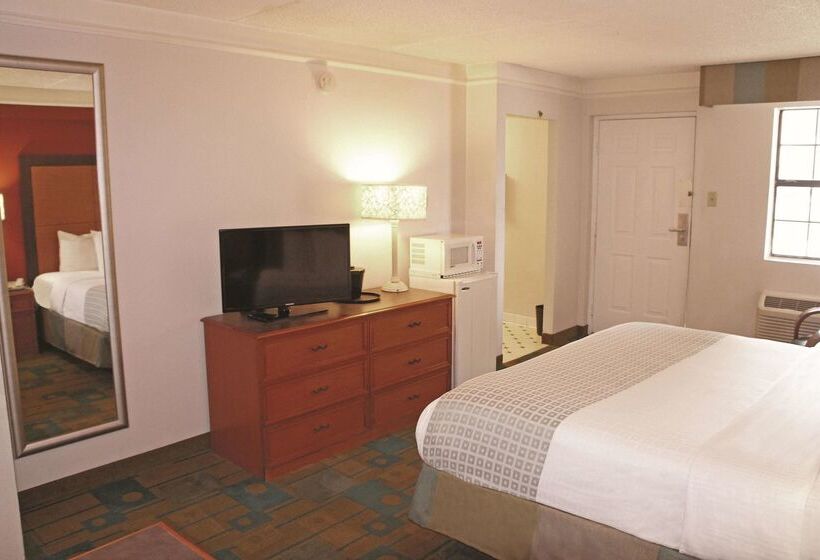 هتل La Quinta Inn By Wyndham Amarillo Midcity