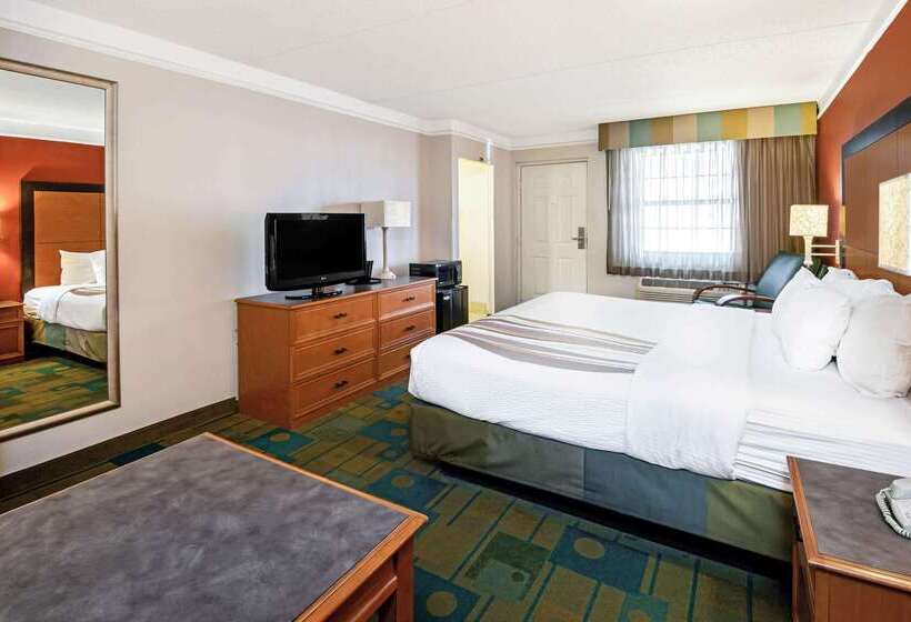 هتل La Quinta Inn By Wyndham Amarillo Midcity