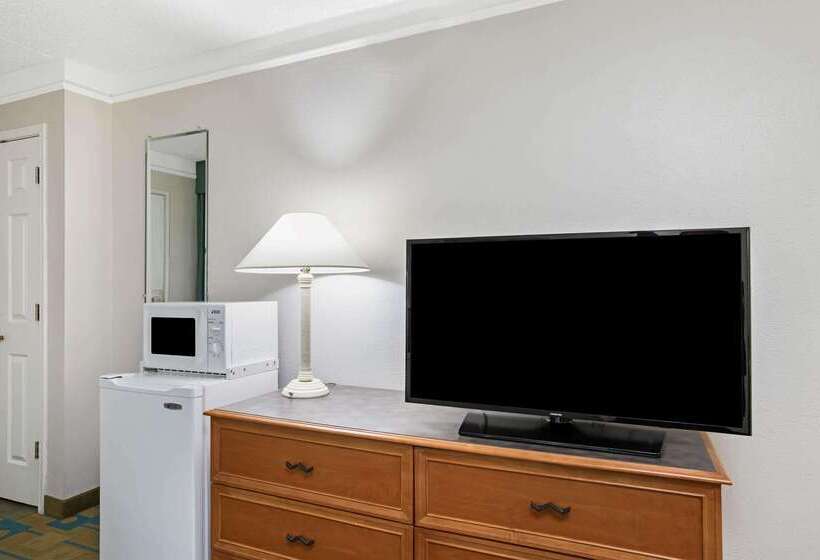 فندق La Quinta Inn By Wyndham El Paso East Lomaland