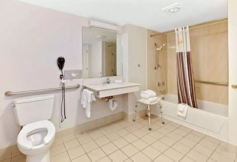 فندق La Quinta Inn By Wyndham Santa Fe