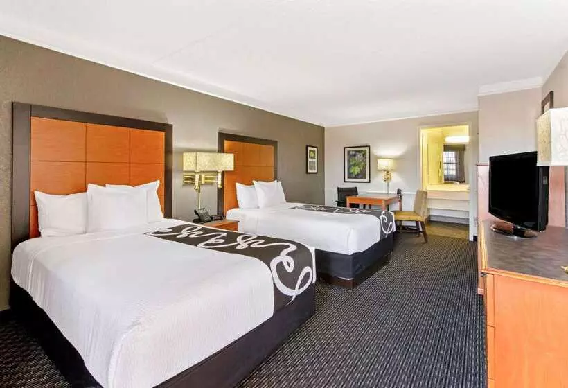 فندق La Quinta Inn By Wyndham Santa Fe