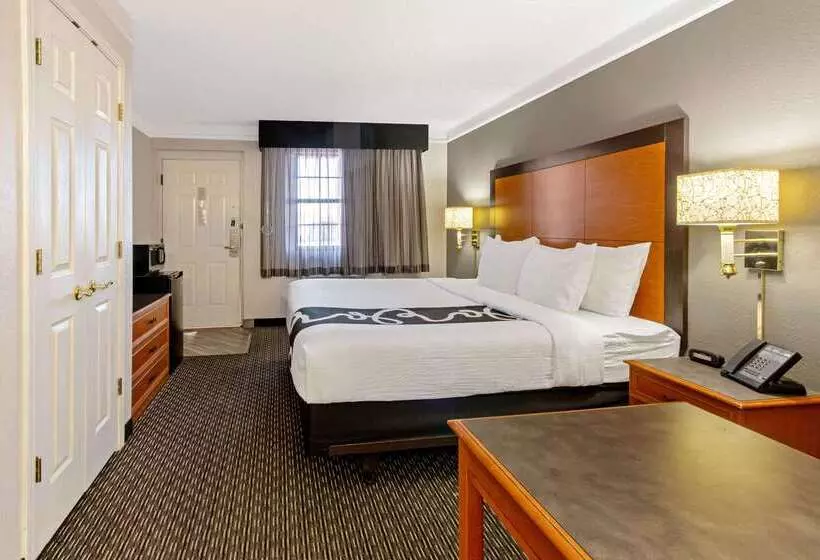 فندق La Quinta Inn By Wyndham Santa Fe