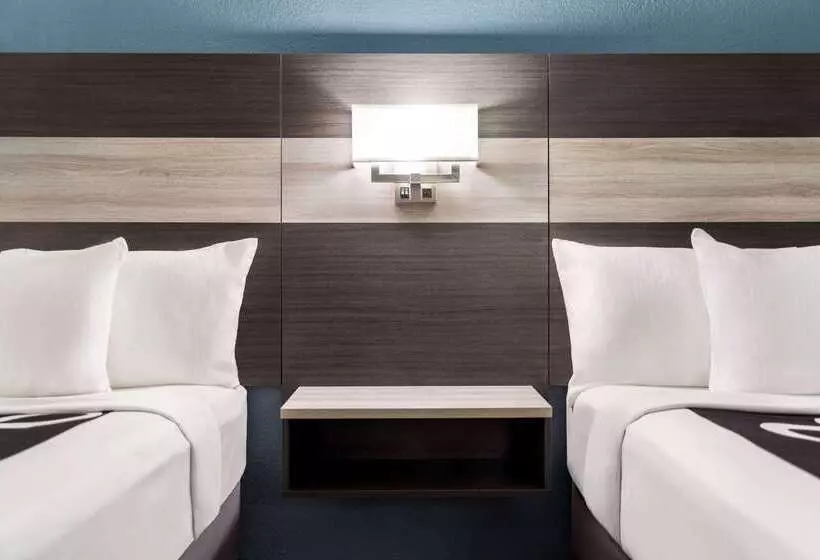 호텔 La Quinta Inn By Wyndham Victoria