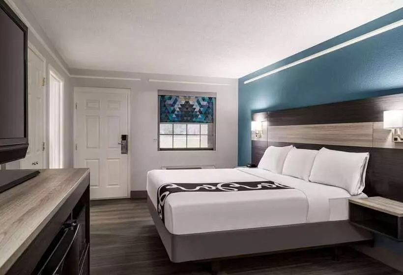 호텔 La Quinta Inn By Wyndham Victoria