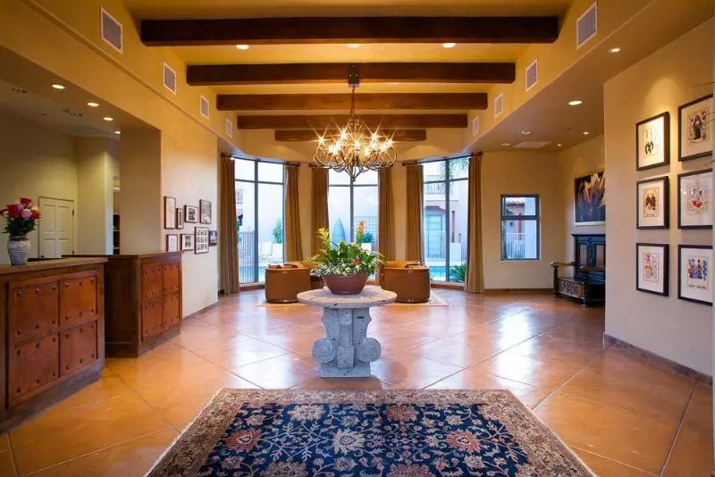 Отель Lodge On The Desert