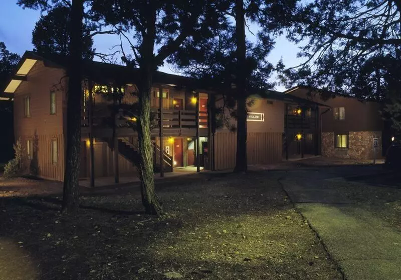 فندق Maswik Lodge   Inside The Park